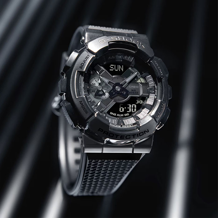 【CASIO】卡西歐 G-SHOCK 重金屬風 200米防水 橡膠錶帶 雙顯運動電子錶 GM-110BB-1A 黑色