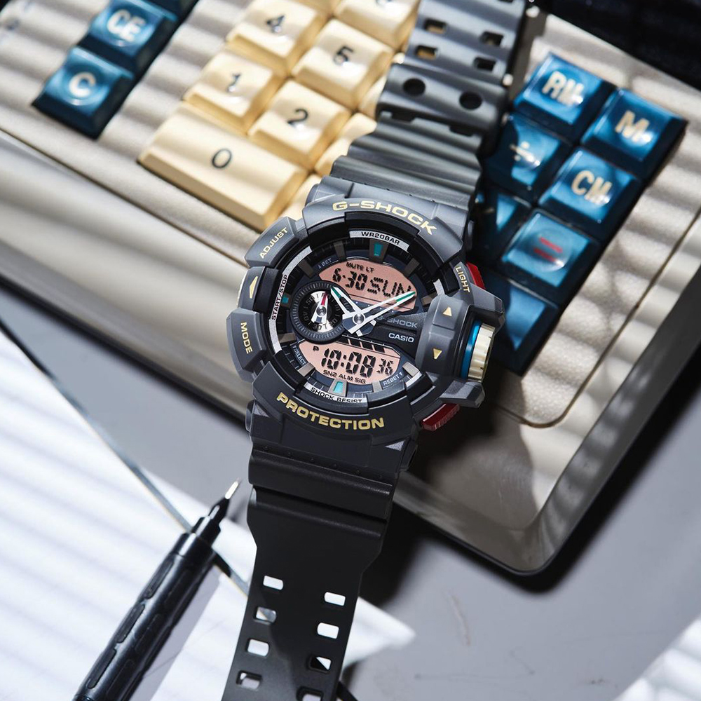 CASIO G-SHOCK 復古時尚雙顯計時錶/GA-400PC-8A