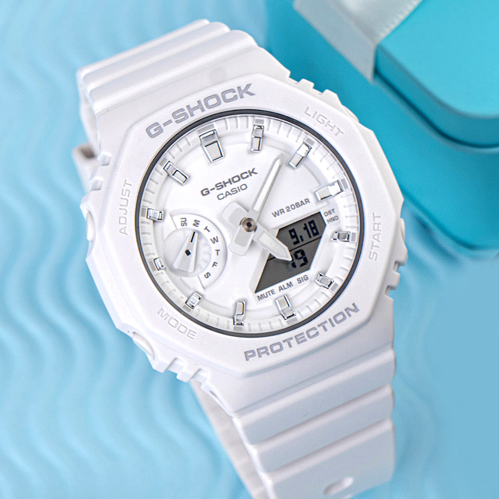 【CASIO 卡西歐】G-SHOCK 簡約纖薄八角錶殼運動雙顯橡膠腕錶/白x亮銀刻度(GMA-S2100-7A)