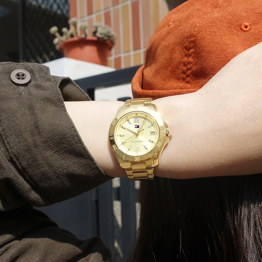 TOMMY HILFIGER / 1782513 / 曲線錶盤 優雅迷人 數字刻度 日期 不鏽鋼手錶 鍍金 36mm