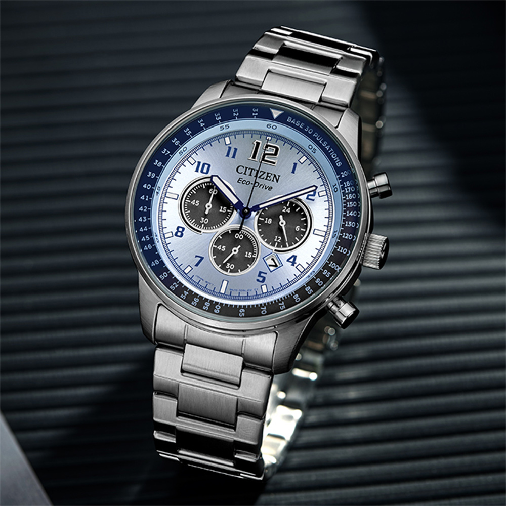CITIZEN 星辰 聖誕節推薦款 光動能三眼計時手錶(CA4500-83M)