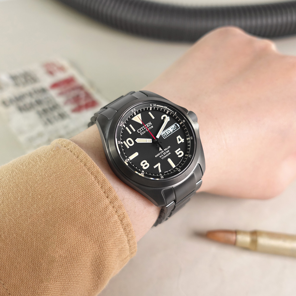 CITIZEN 星辰錶 / AT6085-50E / PROMASTER 光動能 電波錶 藍寶石水晶玻璃 防水200米 鈦金屬 鍍黑 39mm