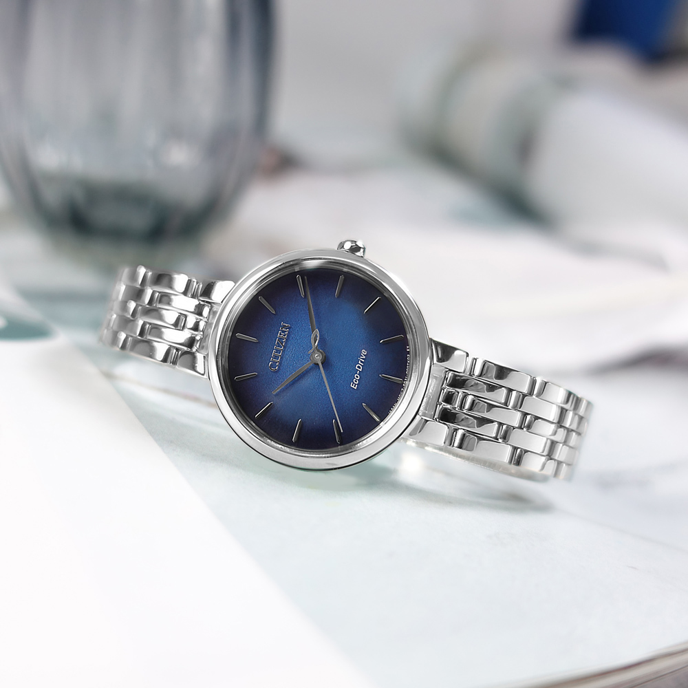 CITIZEN / EM0990-81L / L 光動能 優雅迷人 藍寶石水晶玻璃 不鏽鋼手錶 藍色 28mm