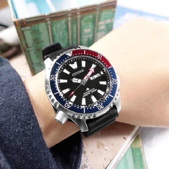 CITIZEN / NY0110-13E / PROMASTER 鋼鐵河豚 機械錶 潛水錶 日期 橡膠手錶 紅藍色 44mm