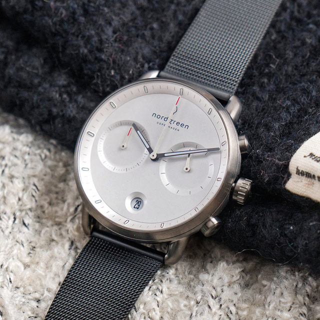 【Nordgreen】ND手錶 Pioneer 先鋒 42mm 深空灰殼×白面 極夜黑米蘭錶帶(PI42GMMEBLXX)