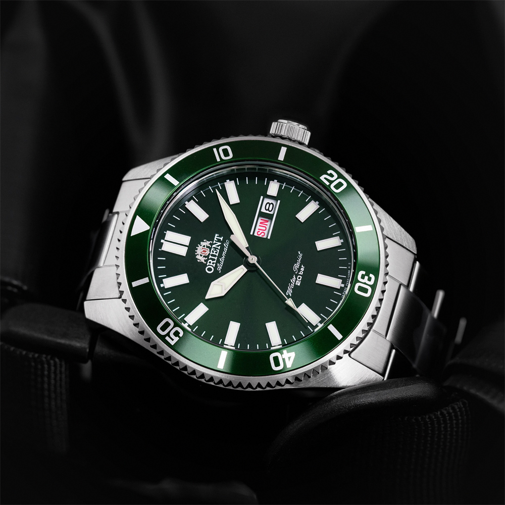 ORIENT 東方錶 綠水鬼 200米潛水機械錶-銀x綠/44mm RA-AA0914E