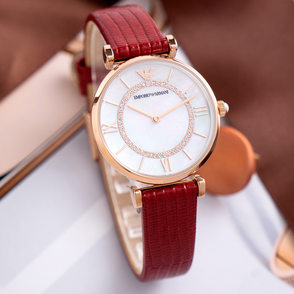 【ARMANI】亞曼尼 公司貨 Gianni T-bar 典雅魅力珍珠貝皮革腕錶/紅x玫瑰金框(AR11322)