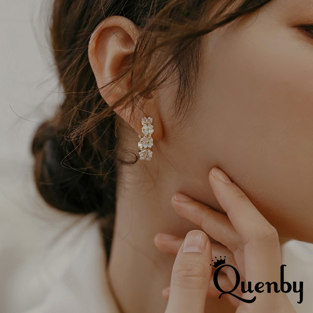 Quenby 韓風新年新款浪漫花朵耳環/耳針
