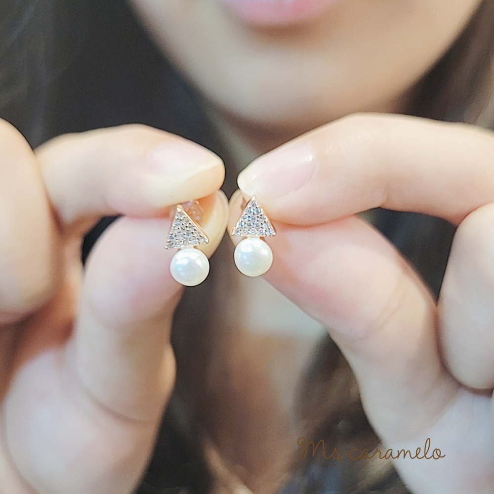 【焦糖小姐 Ms caramelo】925純銀鍍18K玫瑰金 淡水珍珠耳環(鋯石耳環)