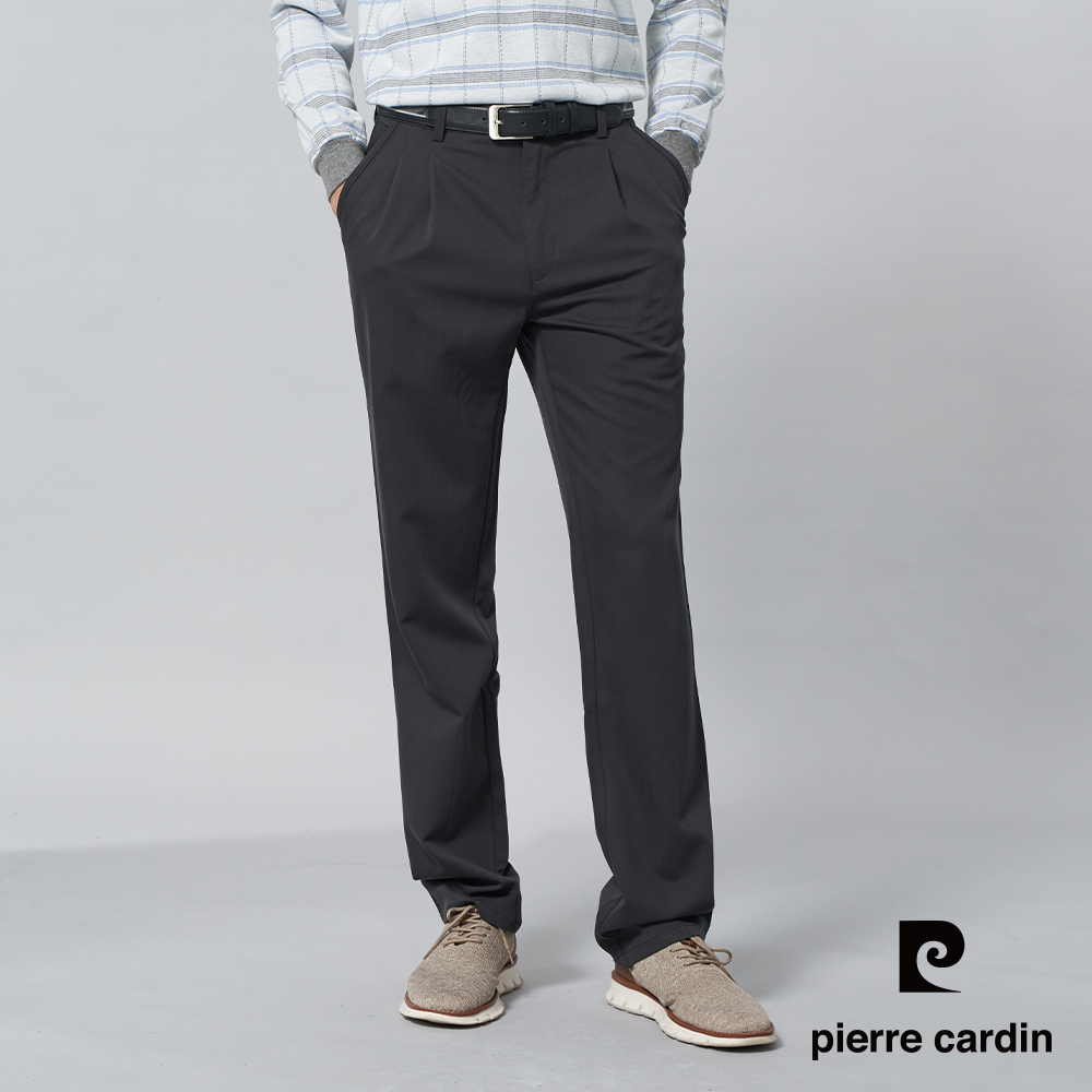【pierre cardin皮爾卡登】男裝 都會休閒素色打褶休閒長褲-深灰色 (5245874-98)