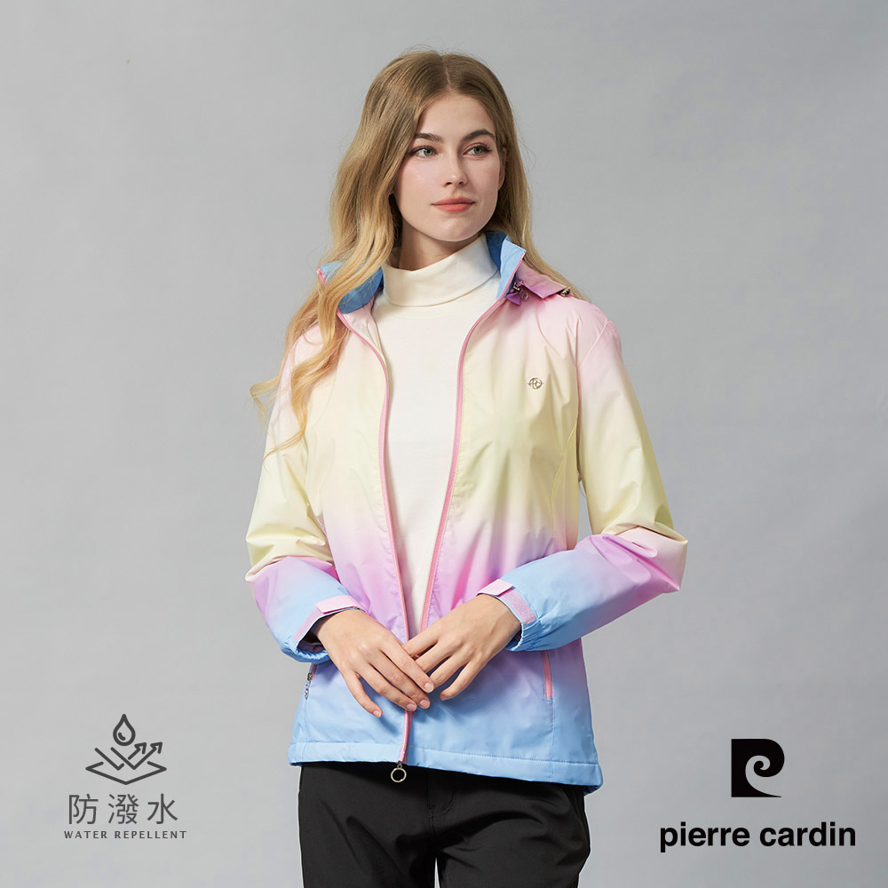 【pierre cardin皮爾卡登】女裝 戶外防風防潑水可拆帽漸層印花外套-淺粉色 (6245795-73)