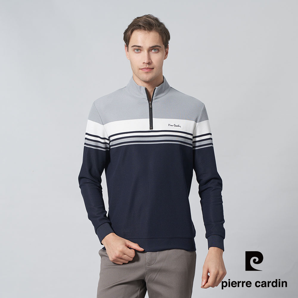 【pierre cardin 皮爾卡登】男裝 棉混微彈性半高領拉鍊定位橫條長袖POLO衫-淺灰色 (5245208-95)