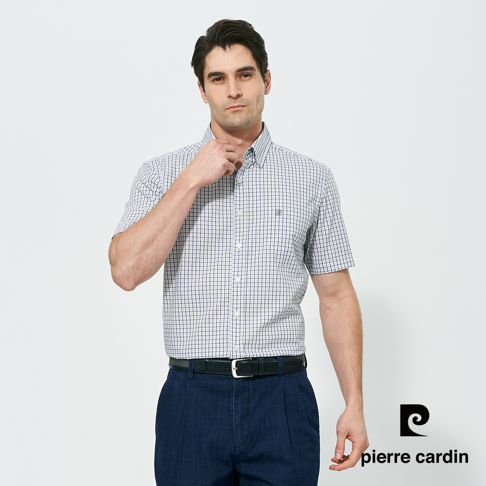 【pierre cardin 皮爾卡登】男款 純棉吸濕速乾格紋鳥嘴領休閒短袖襯衫-卡其色 (5257103-84)