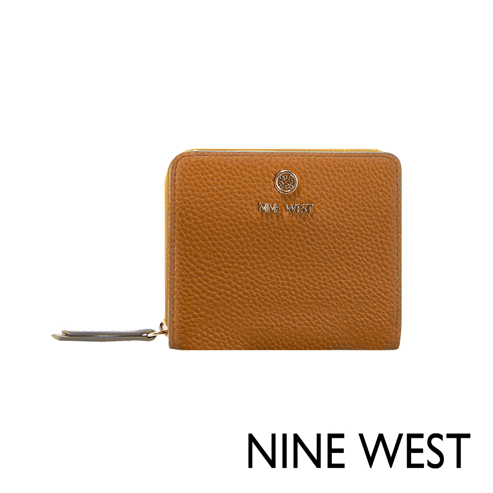 NINE WEST LINNETTE 純色方型拉鍊短夾-橙黃(130337)