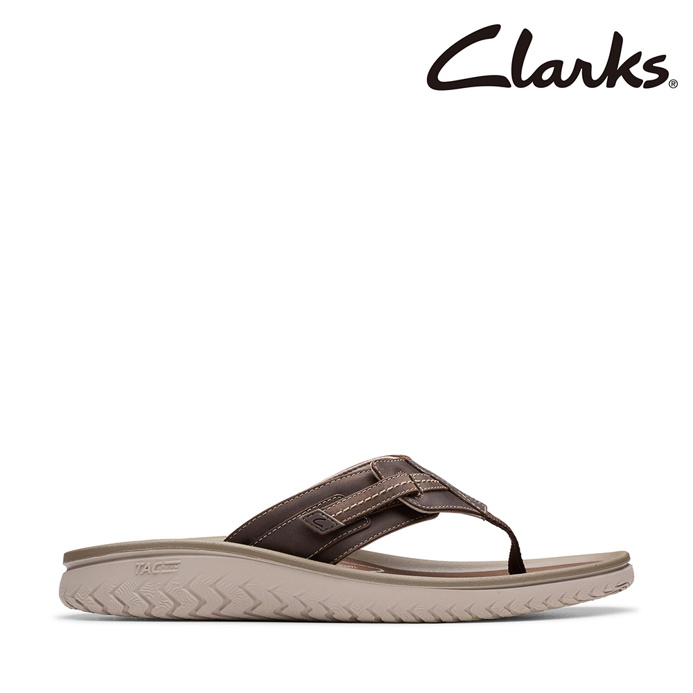 【Clarks】男鞋Wesley Sun輕量經典皮革夾腳拖鞋 CLM81913S