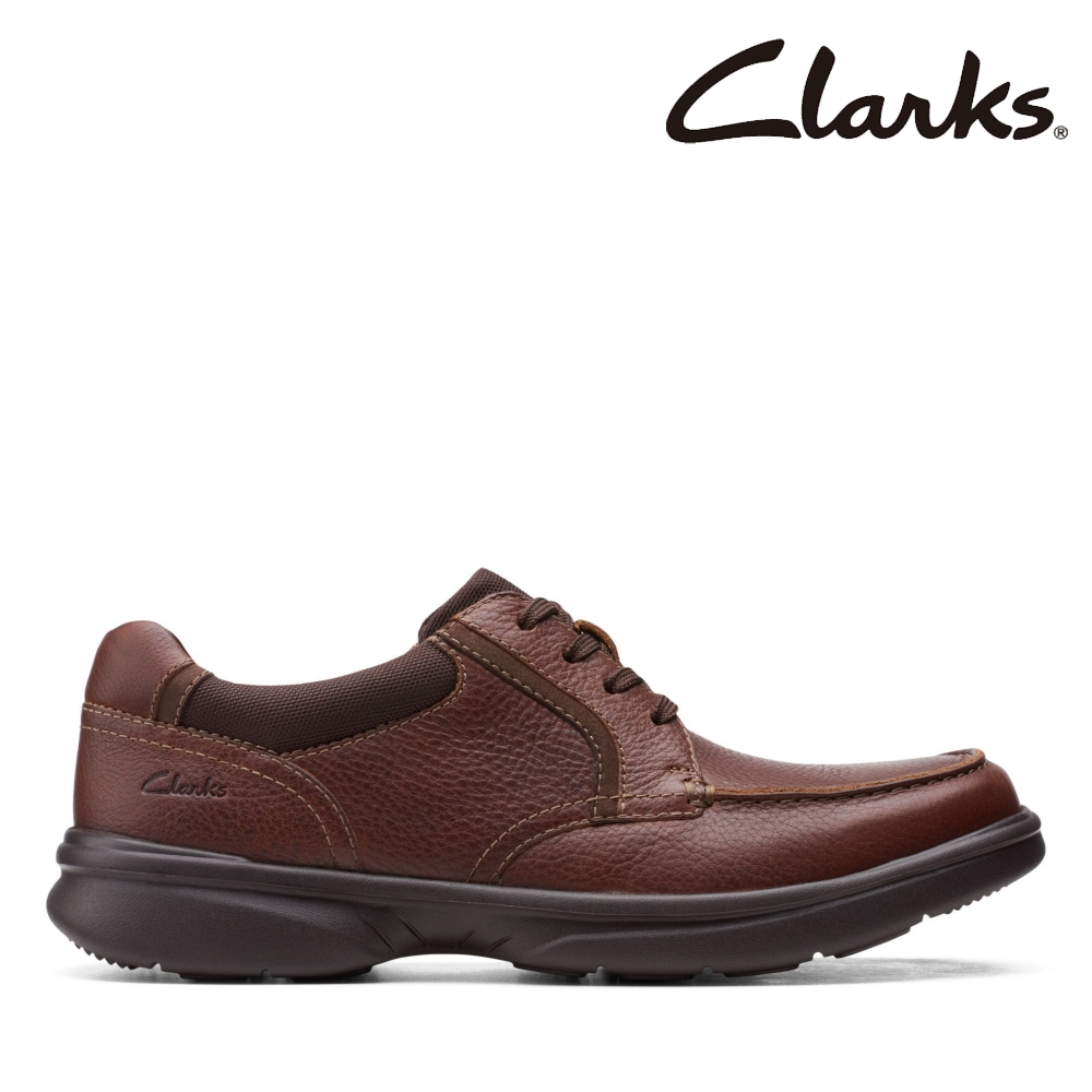 【Clarks】寬楦輕量荔枝紋休閒鞋CLM54364C