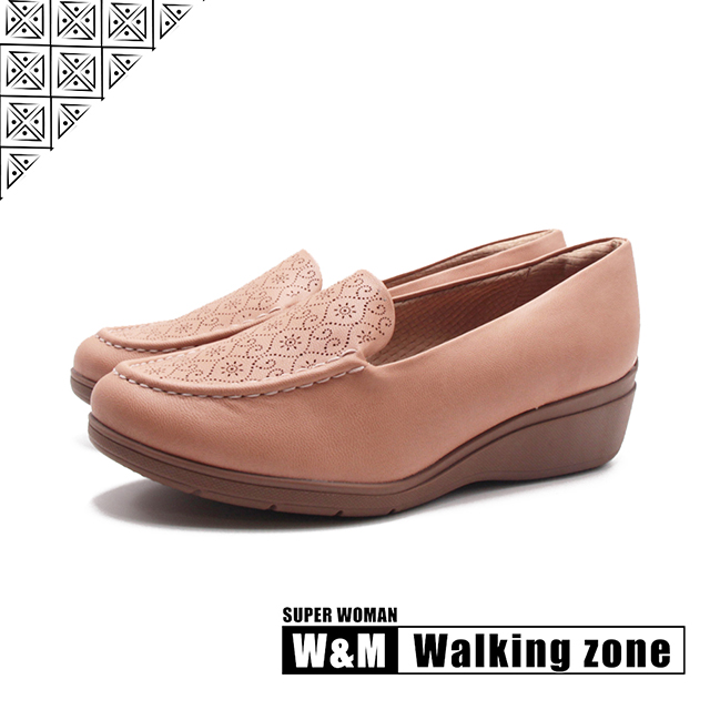 WALKING ZONE SUPER WOMAN系列 壓花樂福休閒鞋 女鞋－奶茶棕