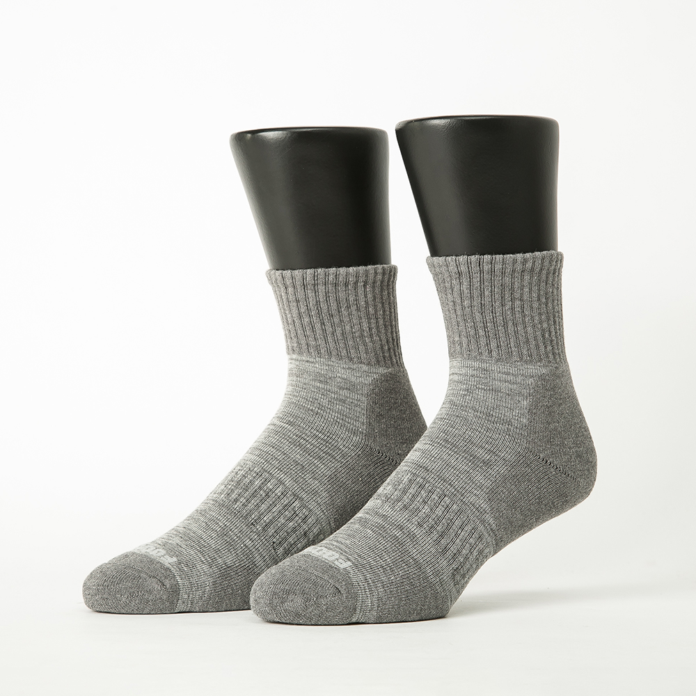 【Footer除臭襪】花紗設計款氣墊運動襪-男款ZH13-淺灰