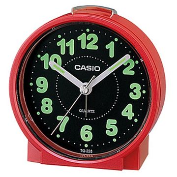 CASIO 實用必備夜間指針桌上圓型鬧鐘-紅X黑面-TQ-228-4DF