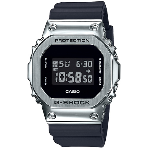 CASIO 卡西歐 G-SHOCK 雪地軍事風迷彩金屬錶圈經典造型休閒雙顯錶-白X銀(GM-5600SCM-1)