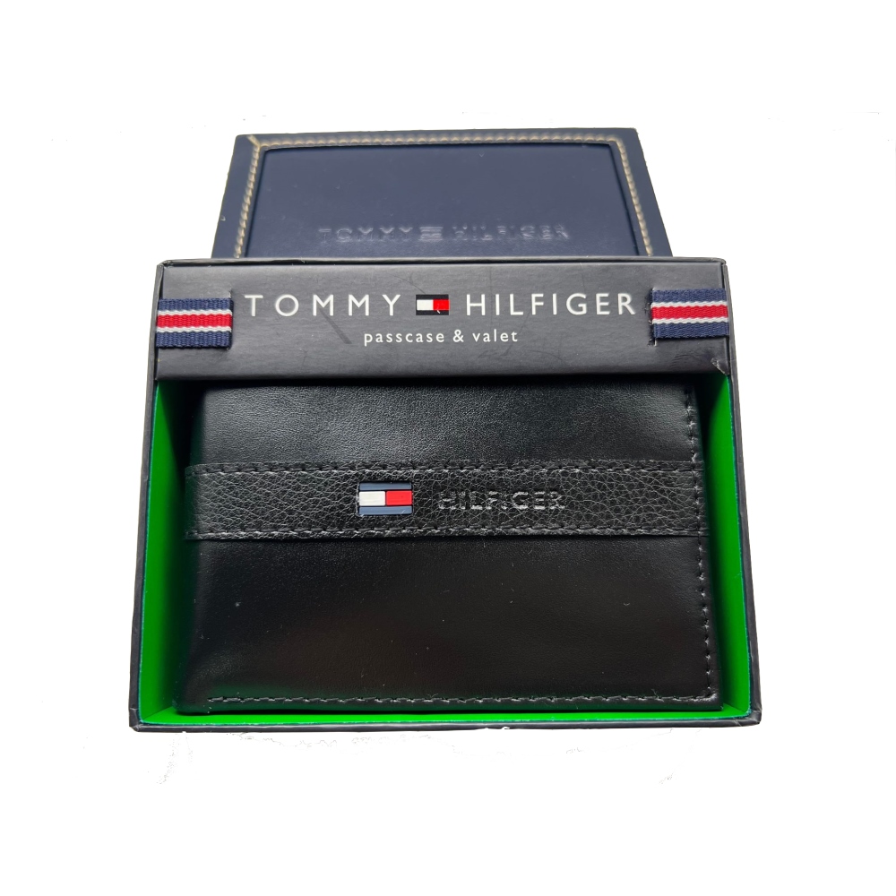 【Tommy Hilfiger】TOMMY 質感皮革1+1活動雙層卡夾男短夾禮盒組-帥氣黑