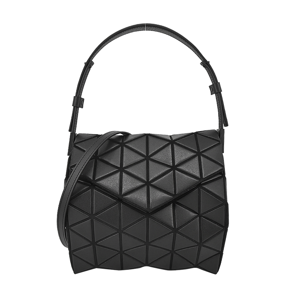 ISSEY MIYAKE 三宅一生 BAOBAO TORSO 霧面信封肩背/斜揹包-黑