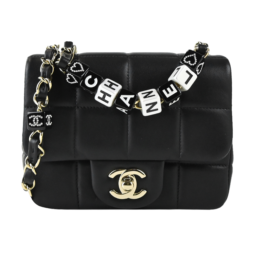 CHANEL 經典菱格紋小羊皮金釦黑白方塊鏈帶翻蓋斜揹包(黑色)