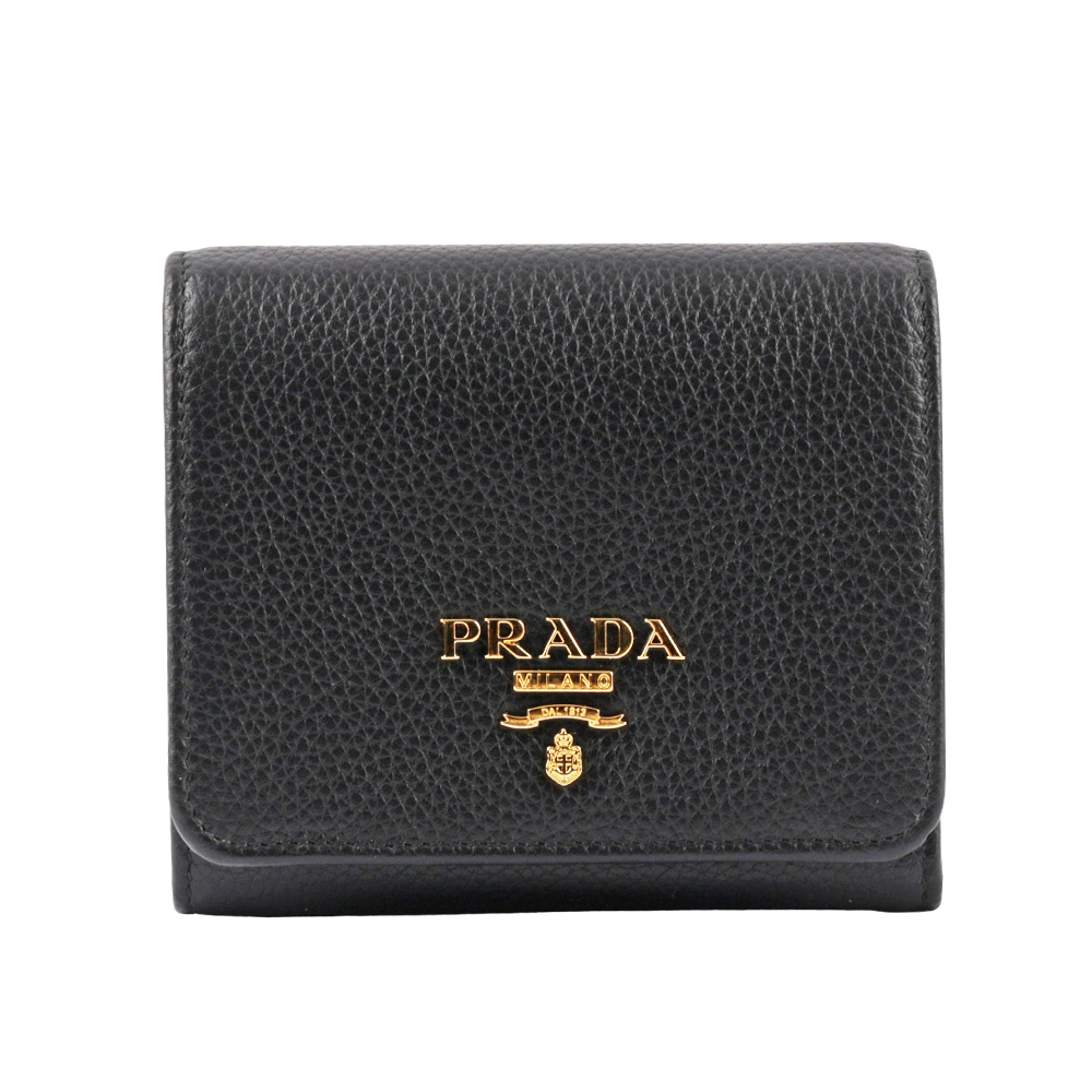 PRADA 浮雕Logo 荔枝皮革暗釦三折短夾(黑色) 1MH176 2E3A F0002