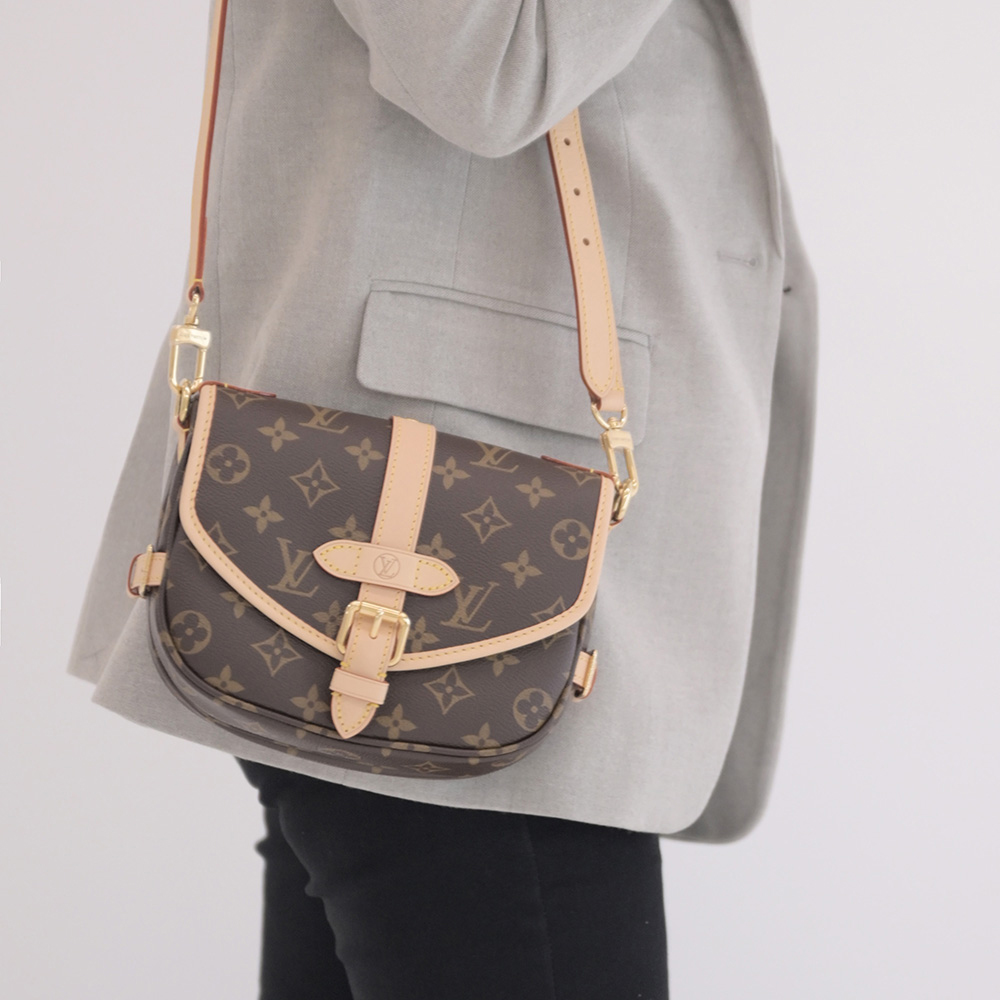 Louis Vuitton LV M46740 Saumur BB 經典Monogram帆布兩用馬鞍包 現貨