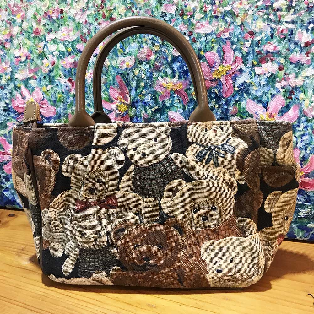 【 TEDDY工坊】 日本製TEDDY泰迪熊精湛時尚泰迪熊緹花布手提包淑女精品包。