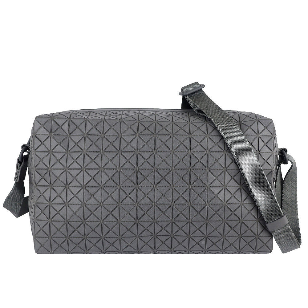 ISSEY MIYAKE 三宅一生 BAOBAO 灰壓紋三角方格兩用肩背/斜揹包