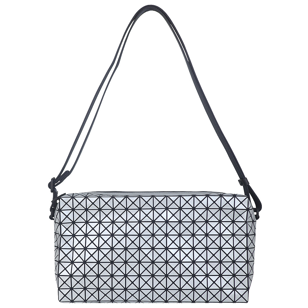 ISSEY MIYAKE 三宅一生 BAOBAO 銀壓紋三角方格兩用肩背/斜揹包