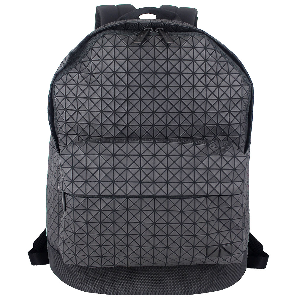 ISSEY MIYAKE 三宅一生 BAOBAO 黑壓紋三角方格後揹包
