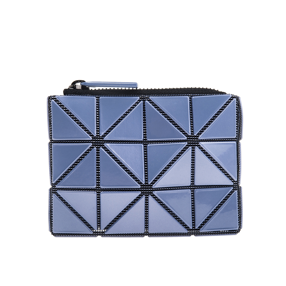 ISSEY MIYAKE BAOBAO 新色亮面三角格拉鍊收納零錢包 (金屬紫)