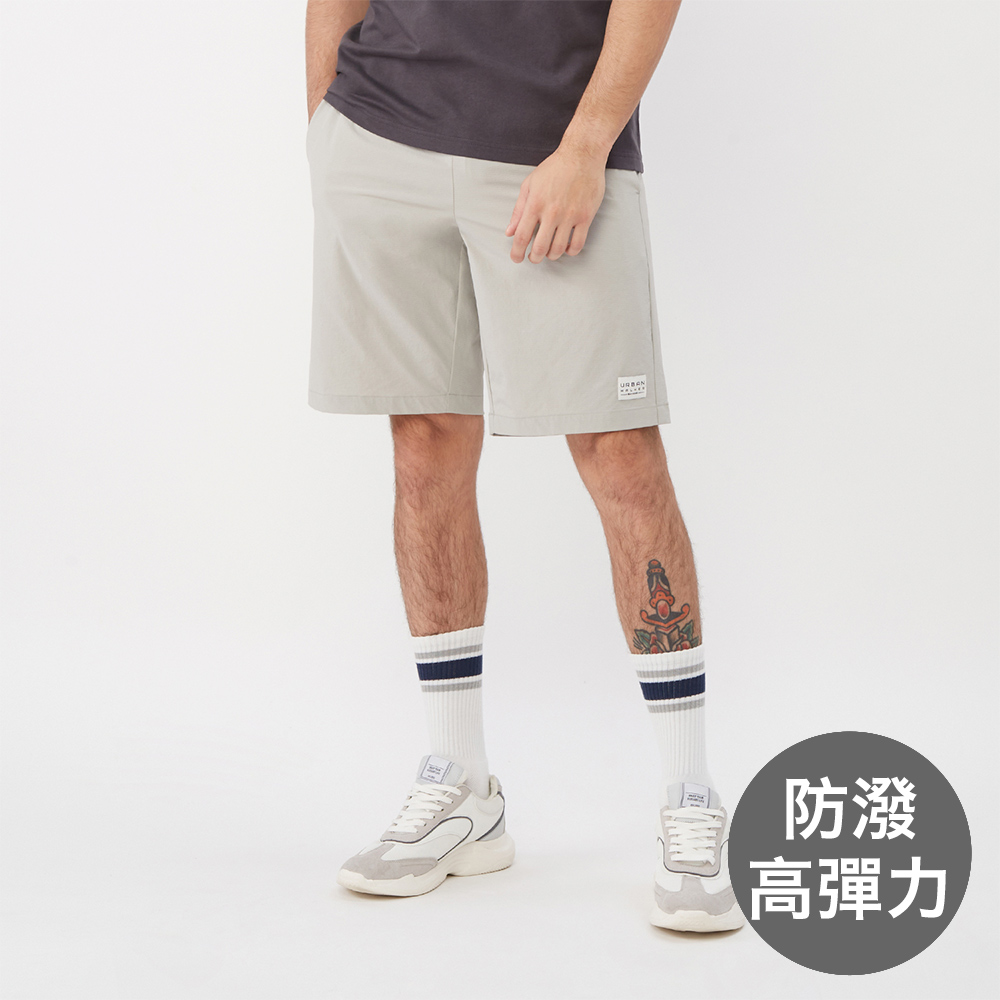 GIORDANO 男裝防潑水彈力短褲 All Day Pants系列-04 淺灰