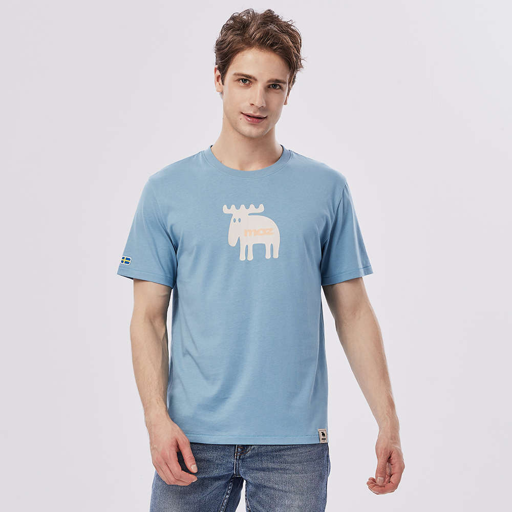 moz瑞典 萌樣駝鹿印花100%純棉短T-湖水藍(亞洲版)男款