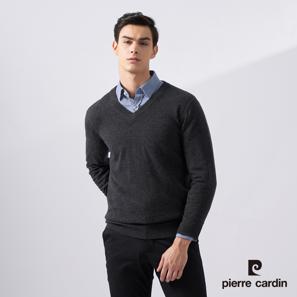 【pierre cardin 皮爾卡登】男款 純羊毛素色圓領長袖毛衣-深灰色 (5225476-98)