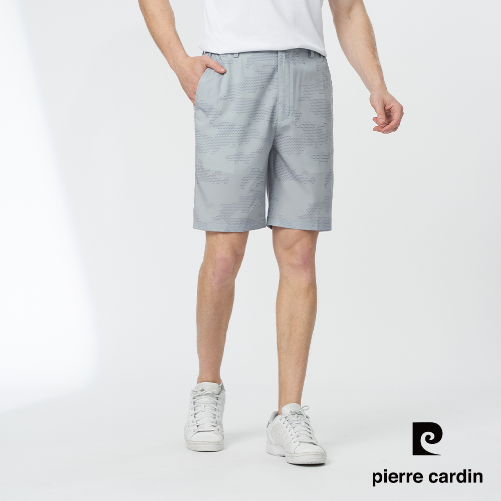 【pierre cardin 皮爾卡登】男款 側腰鬆緊微彈性印花平口休閒短褲-淺綠色 (5247965-42)