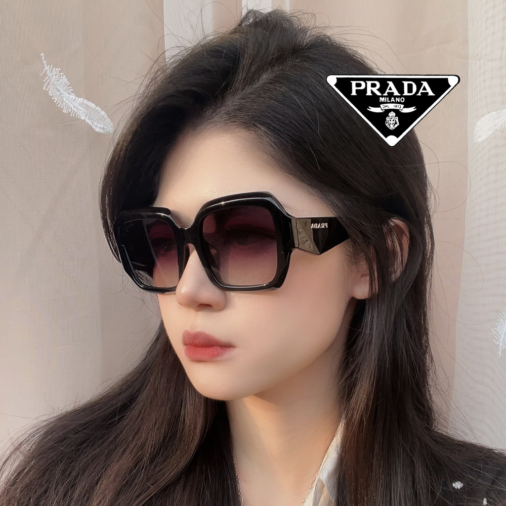 PRADA 普拉達 亞洲版 時尚太陽眼鏡 3D立體設計鏡臂 PR 28ZSF 黑框抗UV深灰鏡片 公司貨