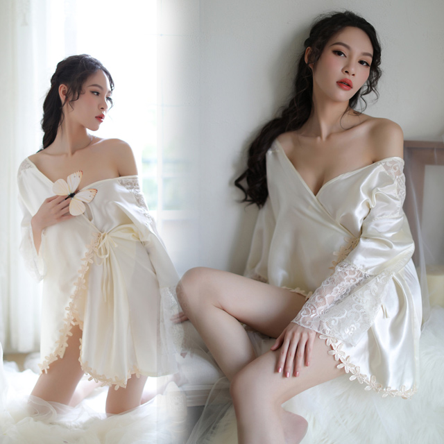 【maggie+】優雅甜美刺繡蕾絲開襟綁帶睡袍-白色