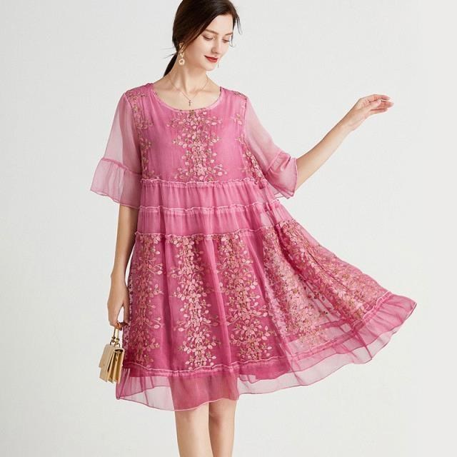 《D'Fina 時尚女裝》 歐美時尚寬鬆顯瘦A字裙刺繡大碼棉花糖女孩雪紡紗洋裝