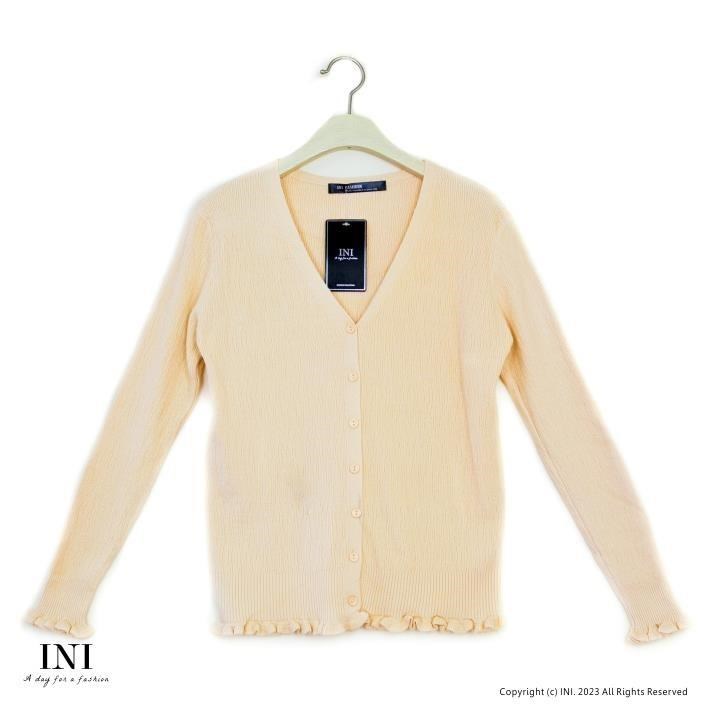【INI】 好穿舒適、百搭四季坑條織紋針織外套．杏色
