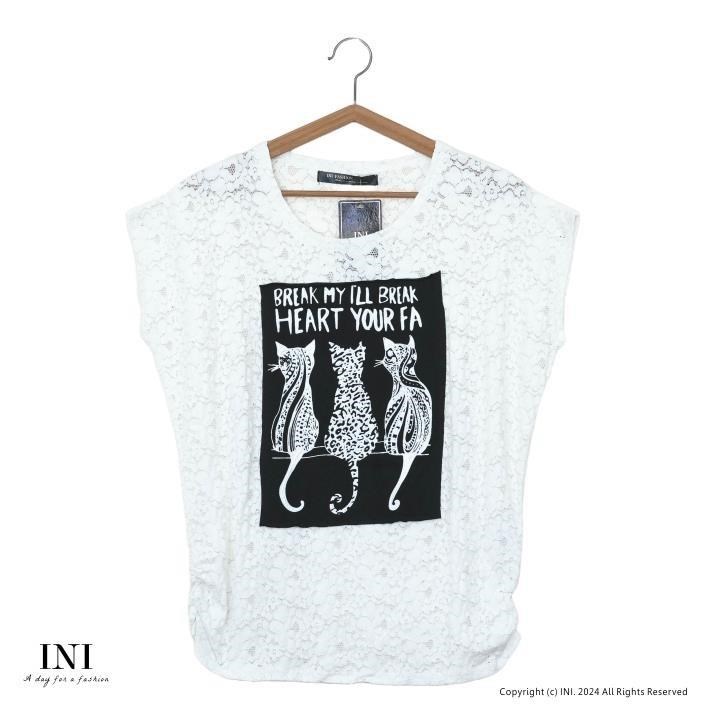 【INI】率性休閒、紋理蕾絲布貓咪短袖上衣．白色