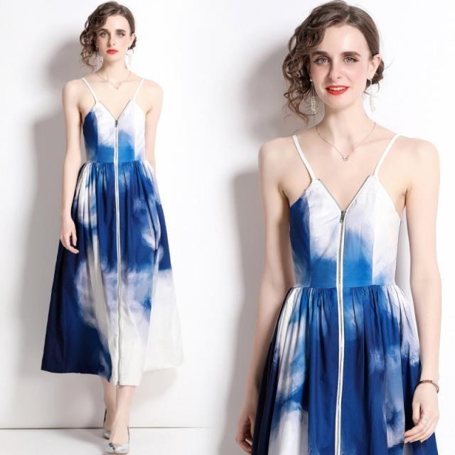 《D'Fina 時尚女裝》 水墨藍色紮染印花收腰禮服吊帶洋裝有里布