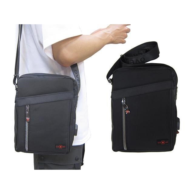 OVER-LAND 肩側包中容量二層主袋+外袋共五層防水尼龍布USB外接+線