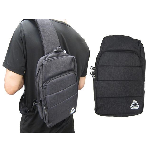 SPYWALK 胸前包中容量二主袋+外袋共五層USB+內線防水尼龍布單左右肩