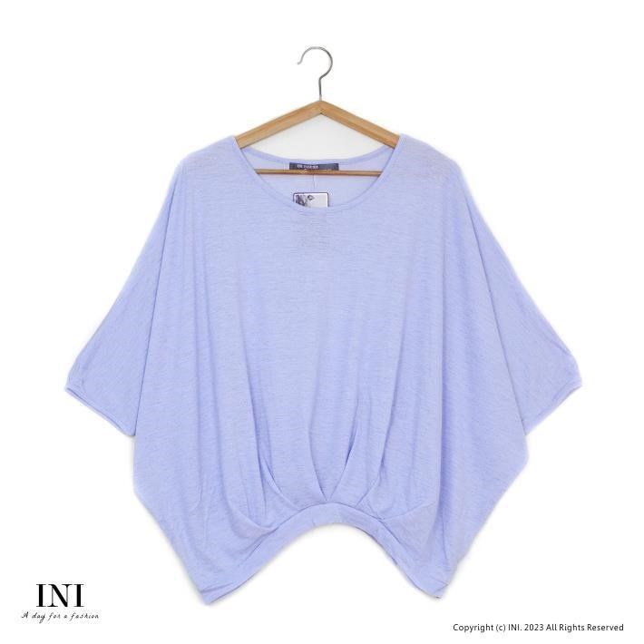 【INI】寬鬆簡約、小露香肩連袖線條上衣．水藍色