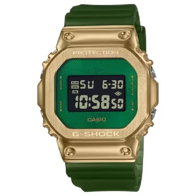 【CASIO卡西歐】GM-5600CL-3 沙漠荒野金屬時尚潮流腕錶 低奢綠 43.2mm