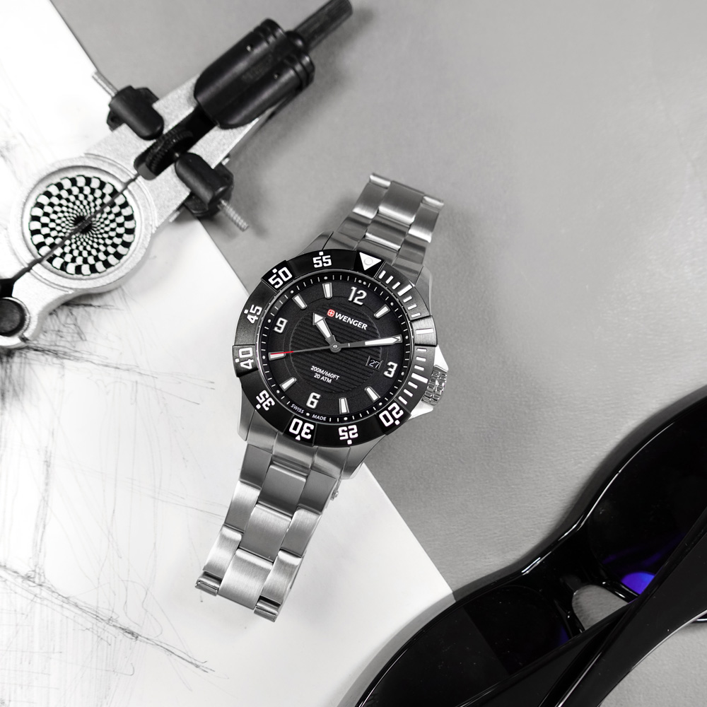 WENGER / 01.0641.131 / Seaforce 海神 潛水錶 日期 防水200米 不鏽鋼手錶 黑色 43mm