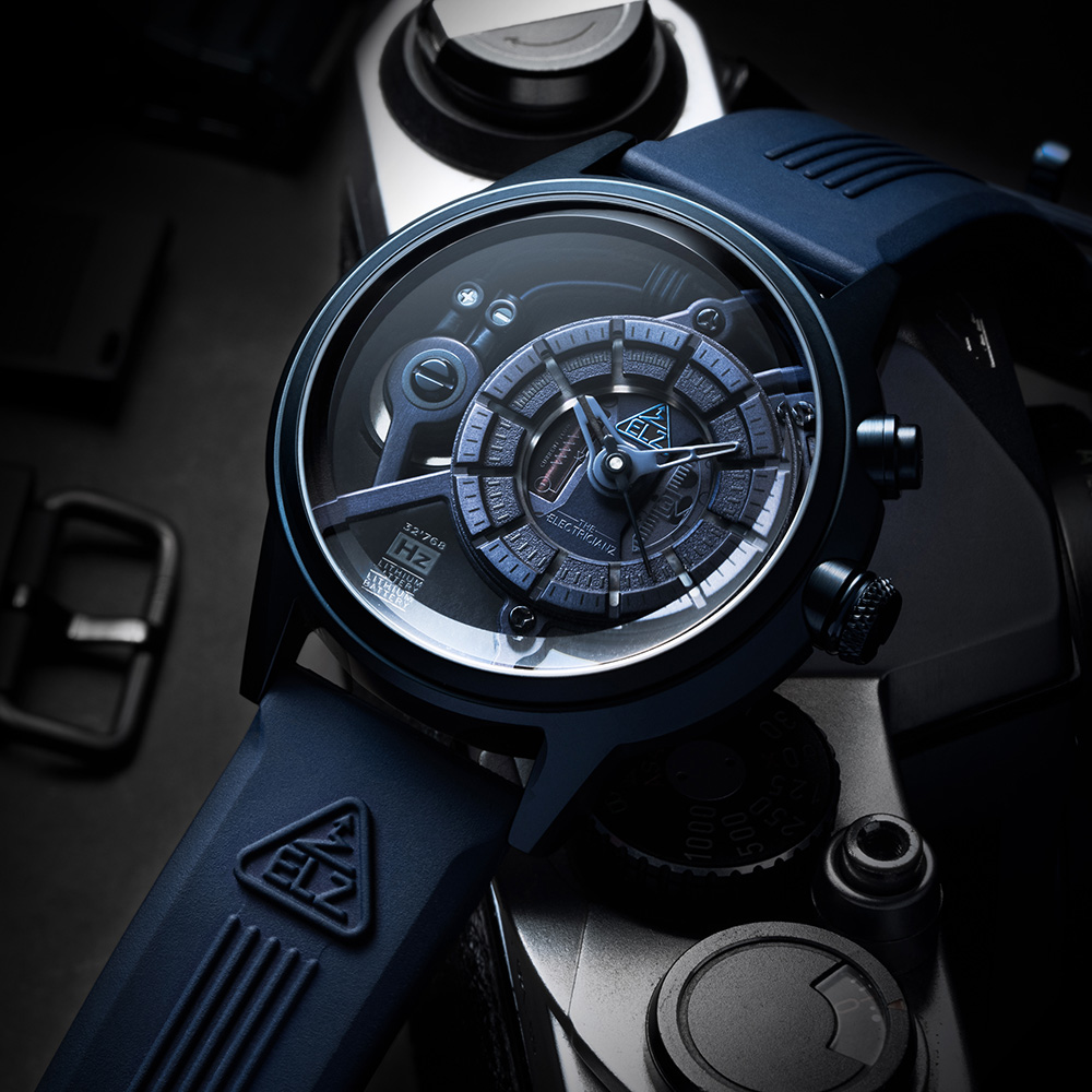 THE ELECTRICIANZ Steel Blue Z - Rubber 45mm 消光藍獨家電路發光手錶-ZZ-A4C/04-CRB